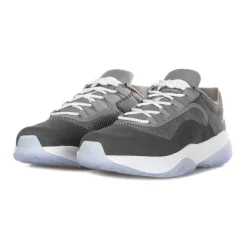 Air 11 Low Sneaker