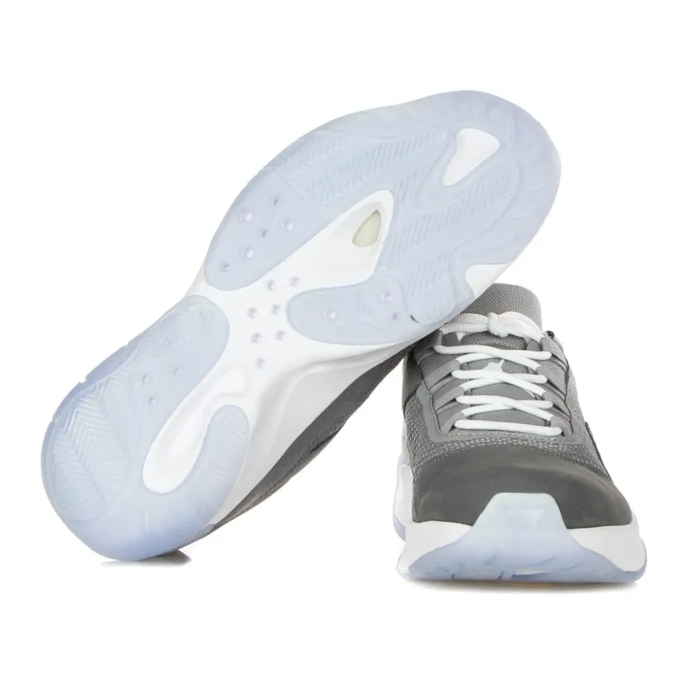 Air 11 Low Sneaker