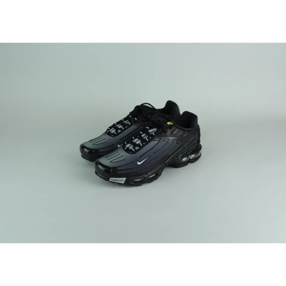 Air Max Plus III Negro Lobo Gris