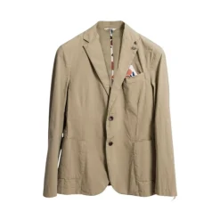 Americana beige con bolsillos delanteros