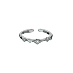 Anillo con Motivo Floral y Acentos Brillantes