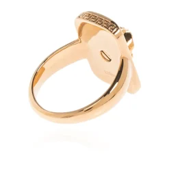 Anillo de sello con cabeza de Medusa