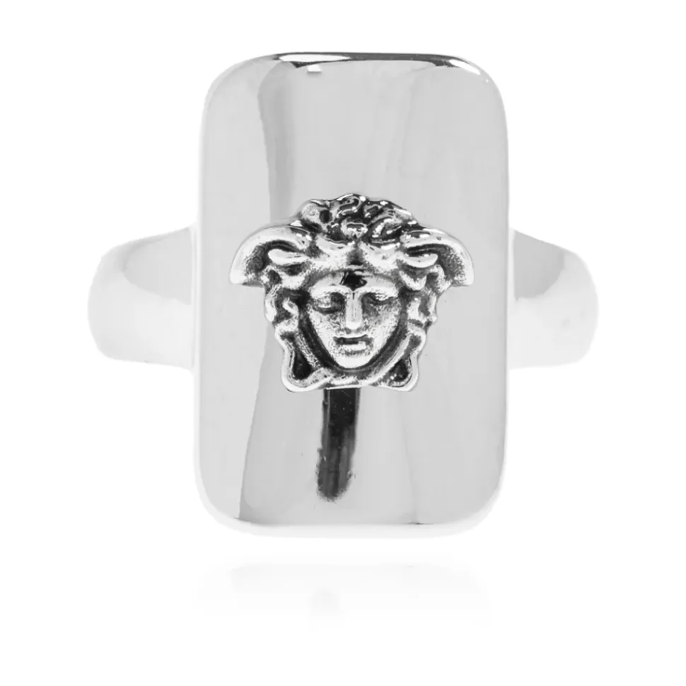 Anillo de sello con cabeza de Medusa