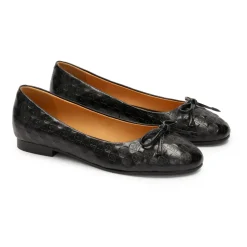 Bailarinas negras con monograma en relieve