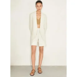 Blazer Blanco Elegante