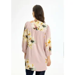 Blouses & Shirts