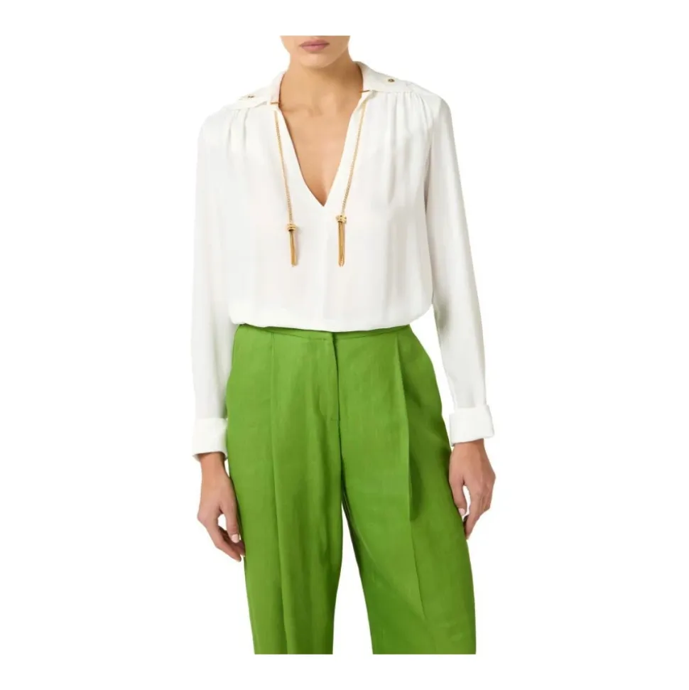 Blusa en Georgette con Detalles de Joyas
