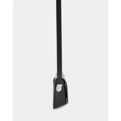 Bolso bandolera de cuero negro