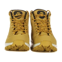 Bota alta de cuero marrón con cierre de cordones