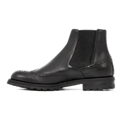Bota con cordones