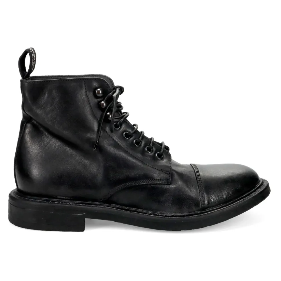 Bota con cordones Kurni