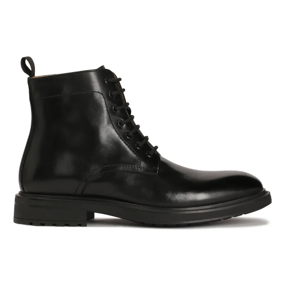 Botas clásicas negras de cuero liso