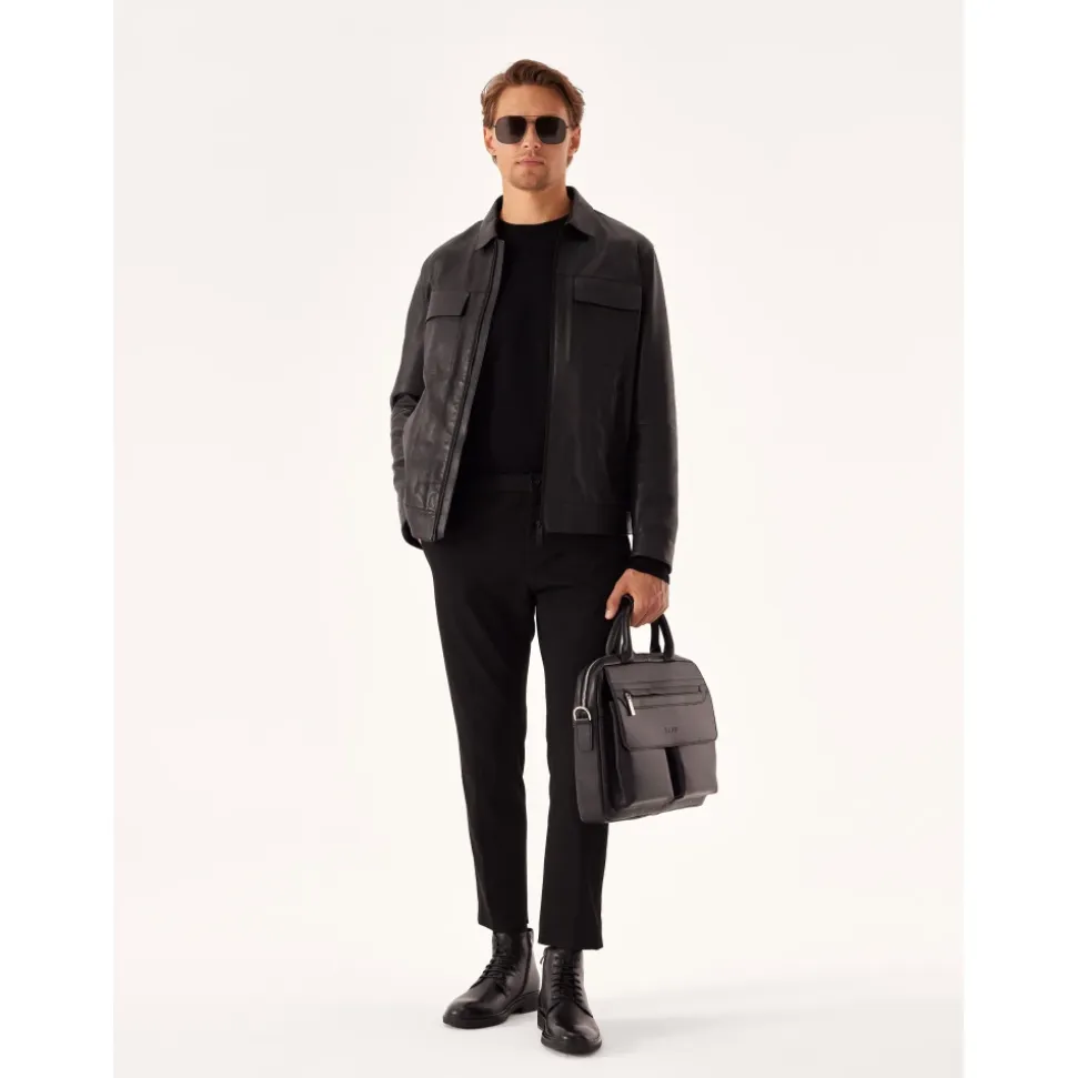 Botas clásicas para hombre en un estilo elegante