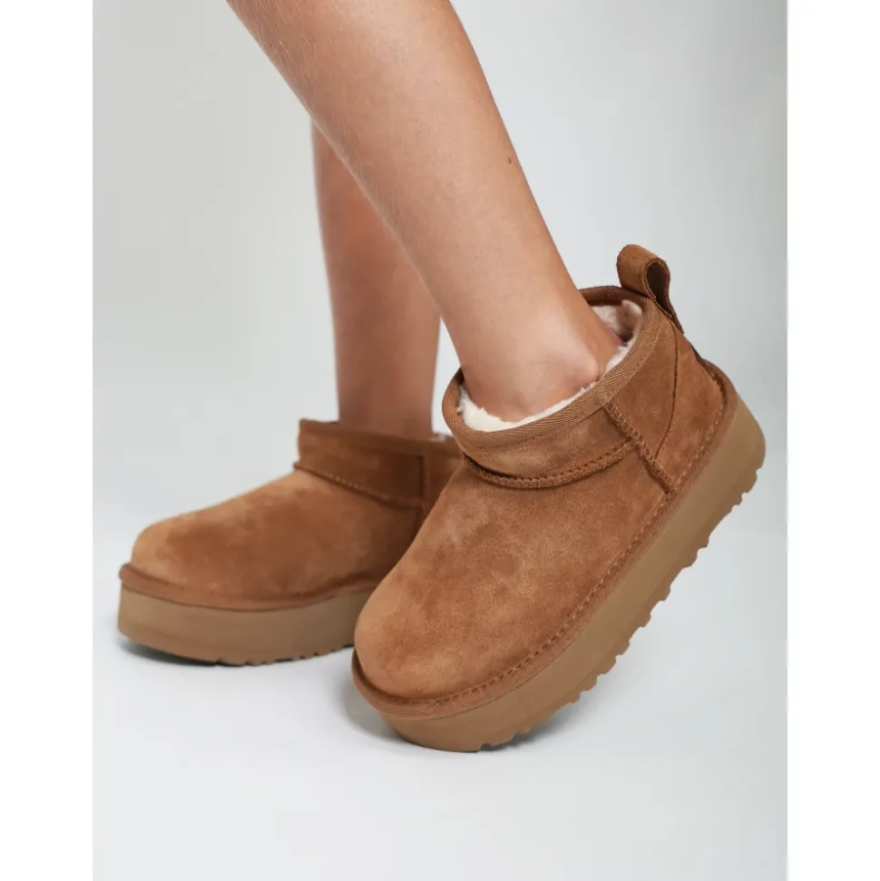 Botas Clásicas Ultra Mini Plataforma en Marrón