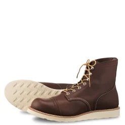 Botas con cordones