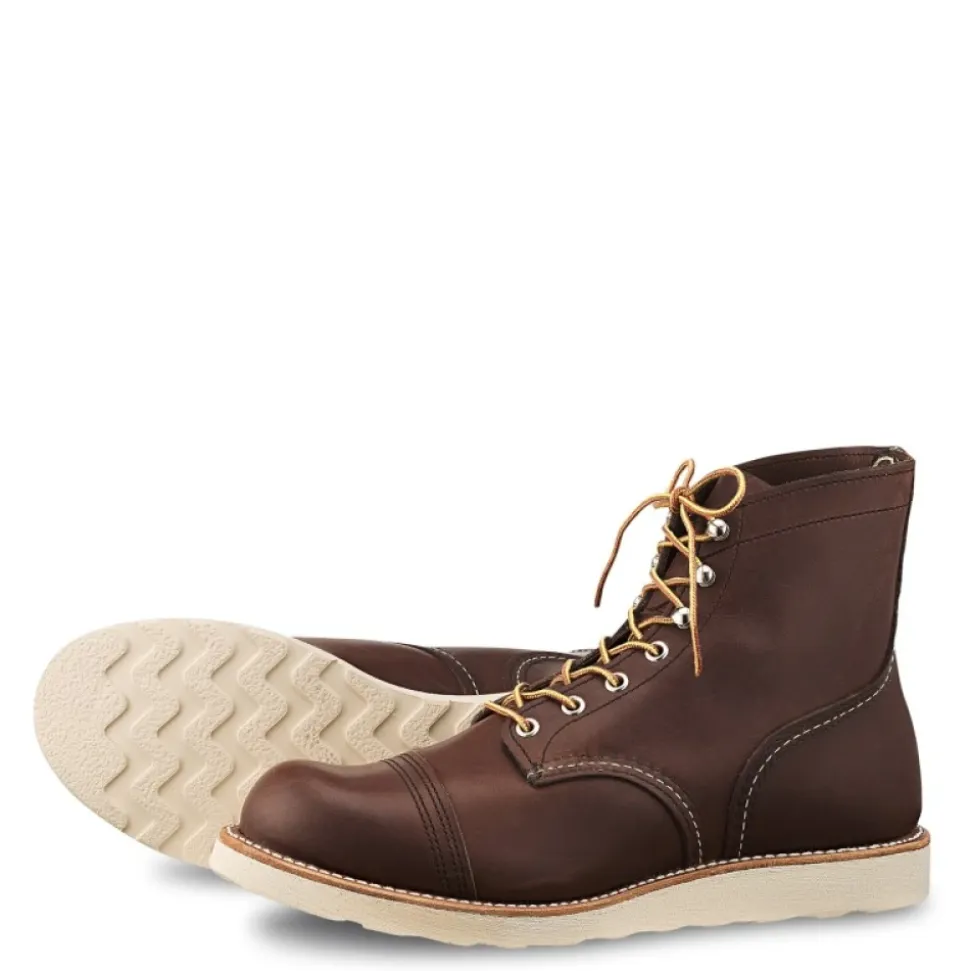 Botas con cordones