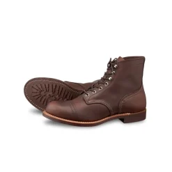 Botas con Cordones