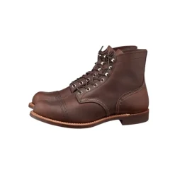 Botas con Cordones