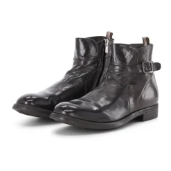 Botas con cordones