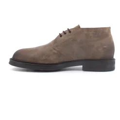 Botas con Cordones