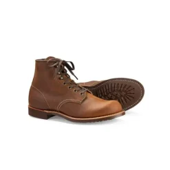 Botas con Cordones