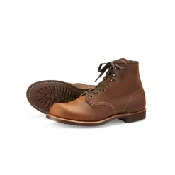 Botas con Cordones