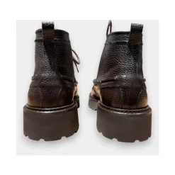 Botas con Cordones