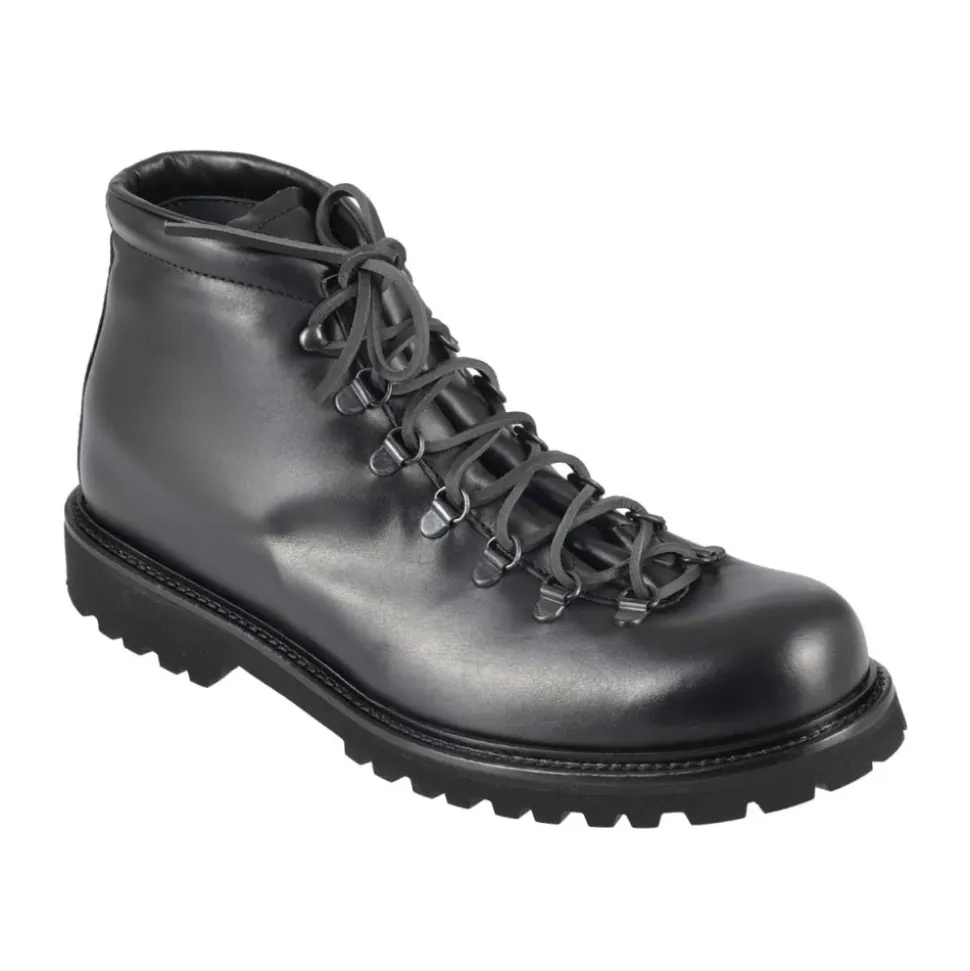 Botas con Cordones