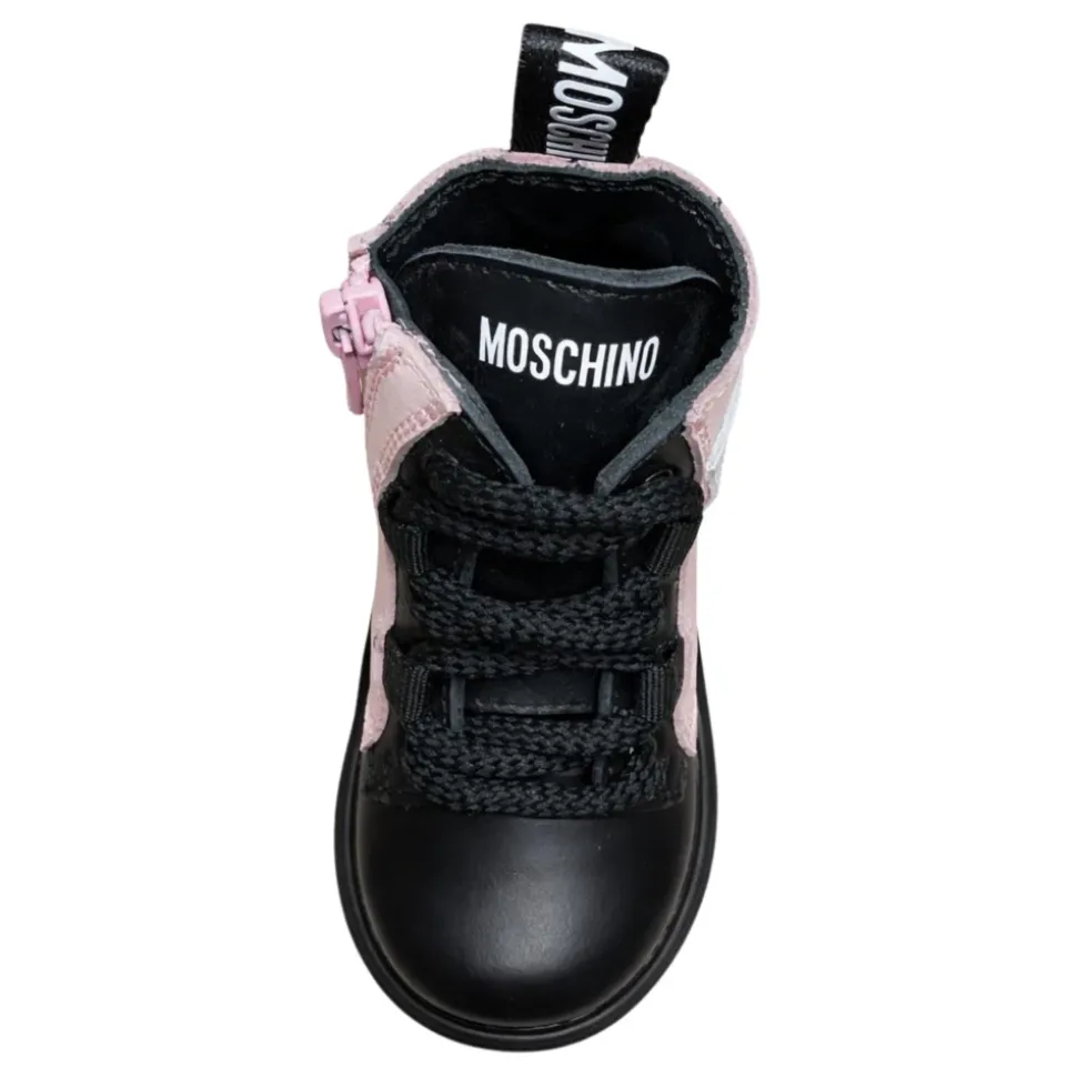 Botas con cordones y parche de oso de peluche