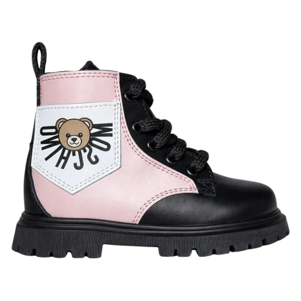 Botas con cordones y parche de oso de peluche