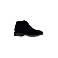 Botas de terciopelo con cordones
