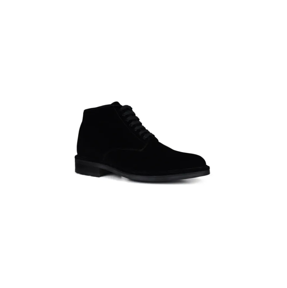 Botas de terciopelo con cordones