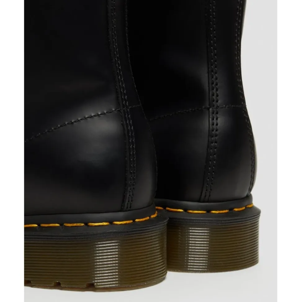 101 Botas Lisas - Clásicas Docs con Costuras Amarillas