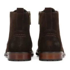 Botas marrones de ante con ojales metálicos