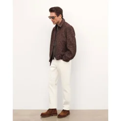 Botas marrones de hombre hechas de ante natural