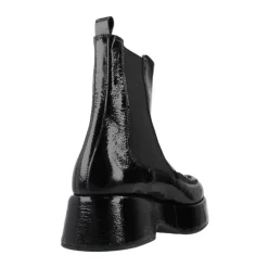 Botines Chelsea clásicos de cuero negro