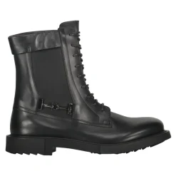 Botines elegantes con cordones