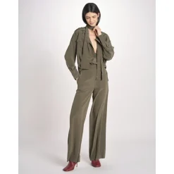 Camicia in seta con tasche e fascia