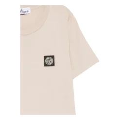 Camiseta con bolsillo de parche