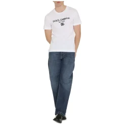 Camiseta con bordado