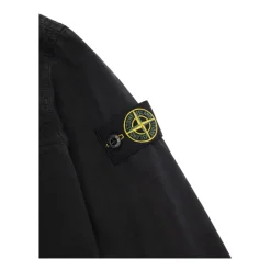 Camiseta con Cremallera y Parche del Logo