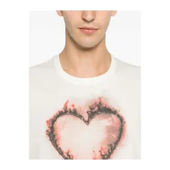 Camiseta con Estampado de Corazón Cuello Redondo