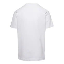 Camiseta con etiqueta de marca