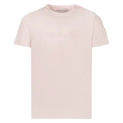 Camiseta con logo bordado