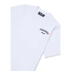 Camiseta de manga corta con cuello redondo y logo