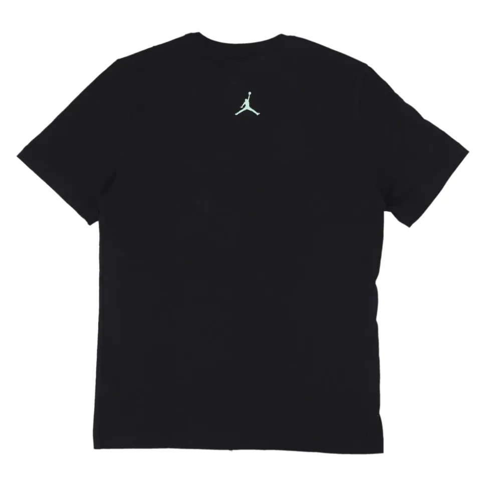 Camiseta Gráfica Negra | Espuma Menta Manga Corta