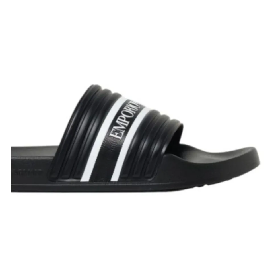Chanclas y Sliders Negros XVPS14XR277U532