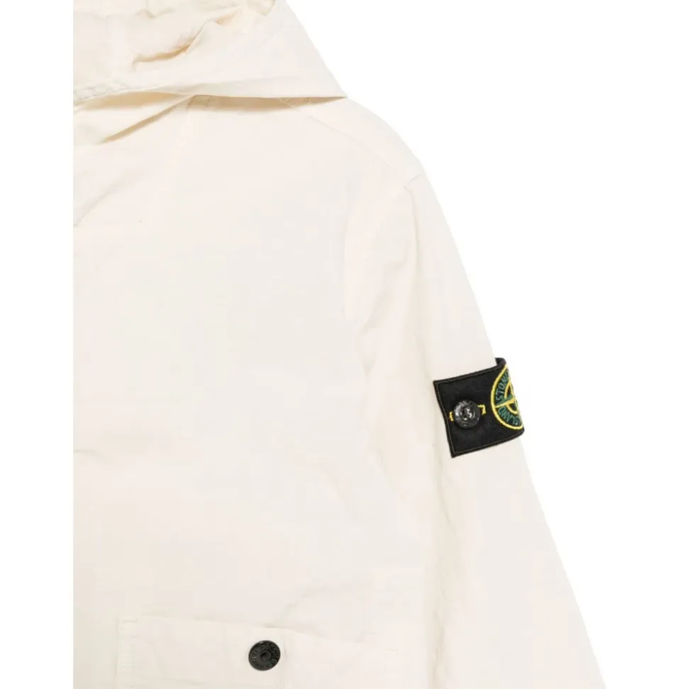 Chaqueta con capucha