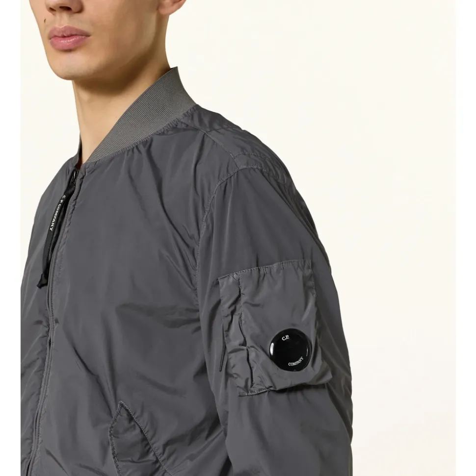 Chaqueta Corta Exterior Nycra-R