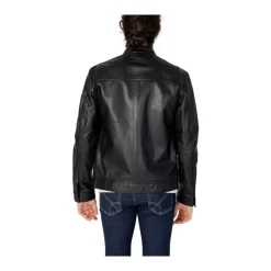 Chaqueta de Cuero Clásica con Detalles de Cremallera